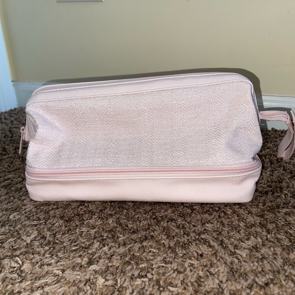 BEIS Sakura Pink Dopp Kit